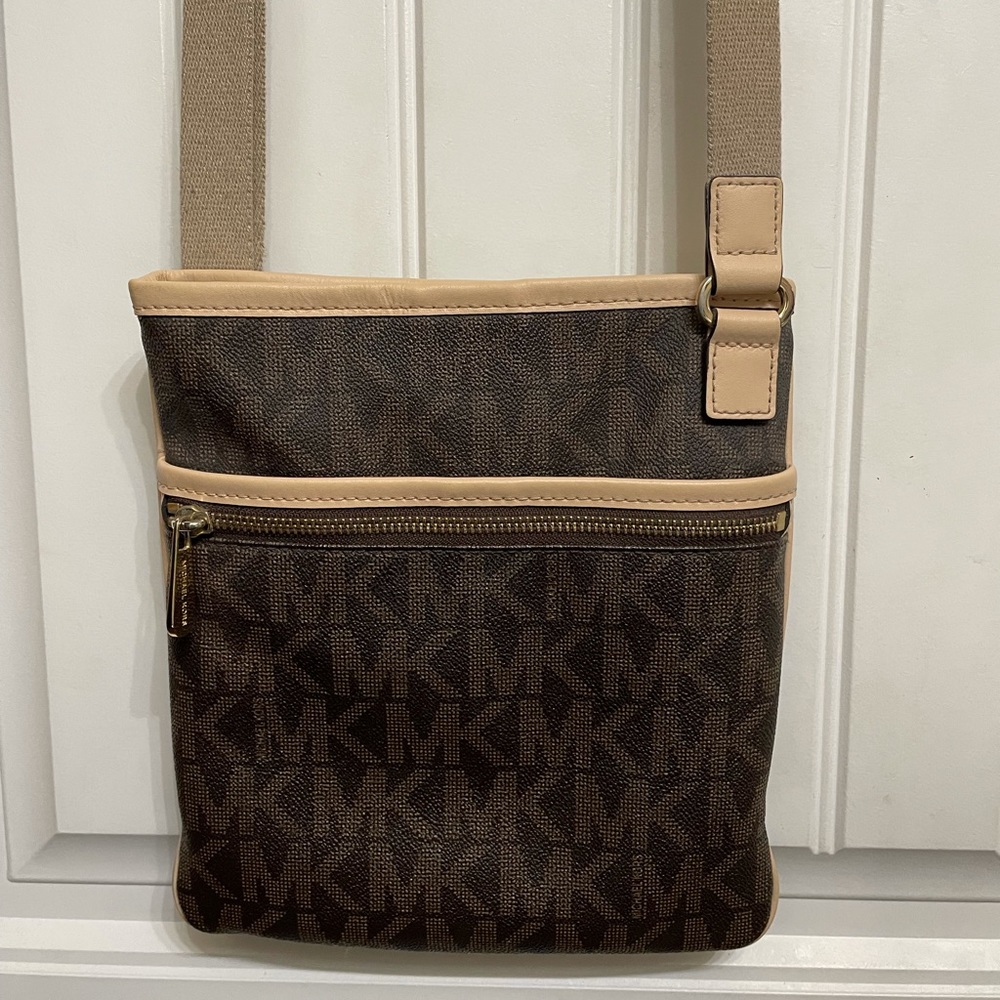 Michael Kors logo crossbody purse brown/tan